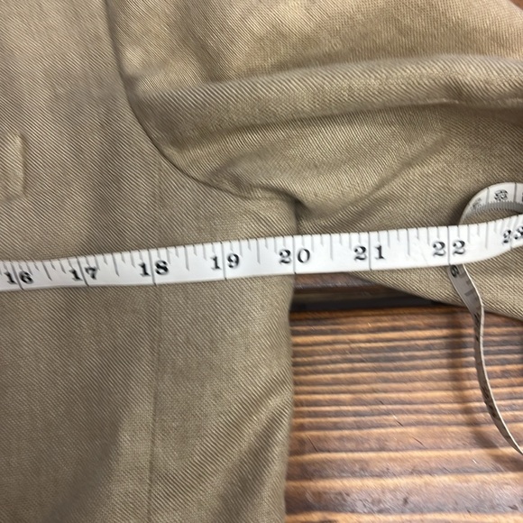 Liz Claiborne Vintage 80’s Cropped Linen Blazer. Size 6. Gently worn. - Picture 7 of 10